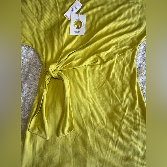 ✨NWT✨Daily Practice by Anthropologie. Nico Tie-Waist Dress Chartreuse. Size M - Picture 8 of 14